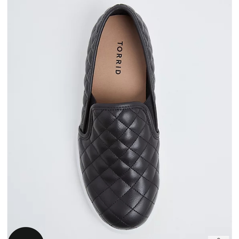 Torrid Black Faux Leather Quilted Slip On Sneakers - 9.5WW - Picture 3 of 7